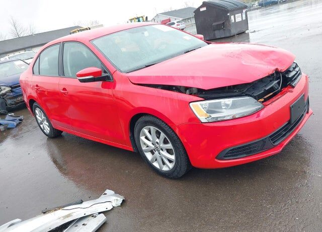 2012 VOLKSWAGEN Jetta