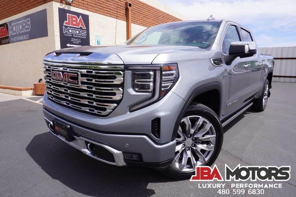 2023 GMC Sierra