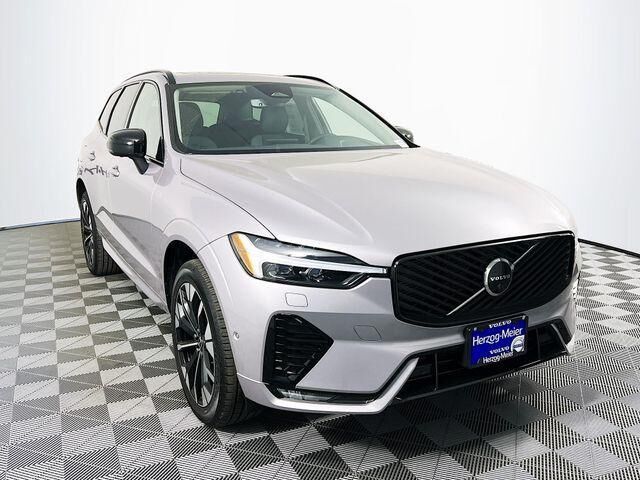 2026 VOLVO XC60