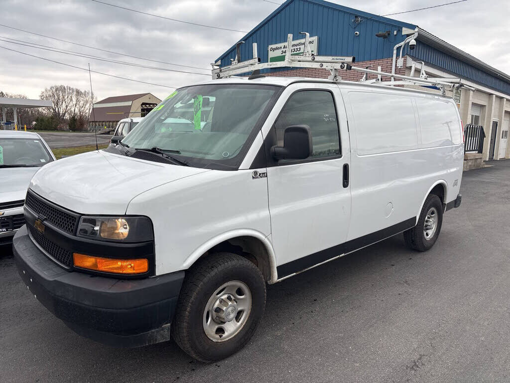 2019 CHEVROLET Express