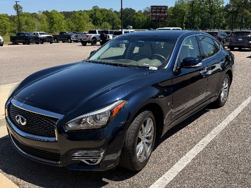 2019 INFINITI Q70