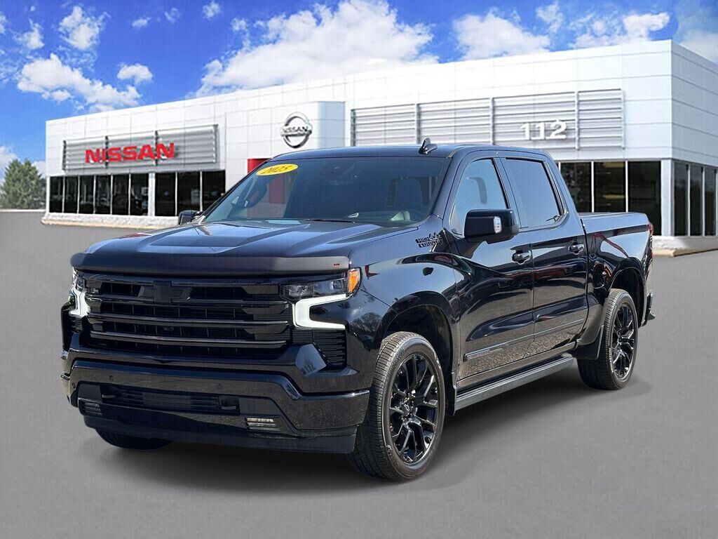 2025 CHEVROLET Silverado
