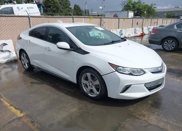 2017 CHEVROLET Volt