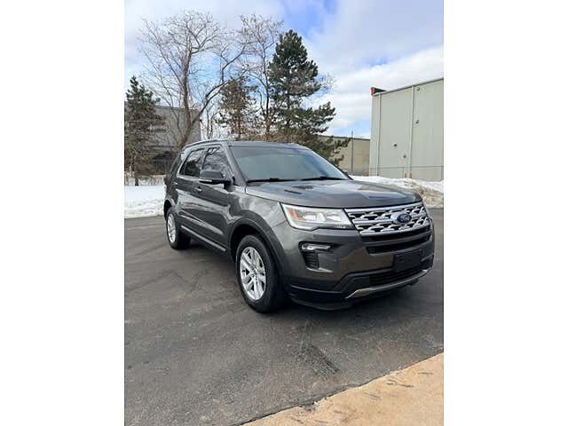 2018 FORD Explorer