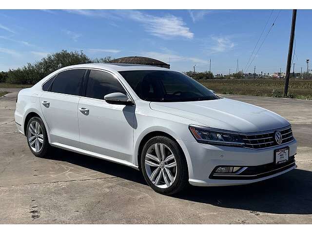 2018 VOLKSWAGEN Passat