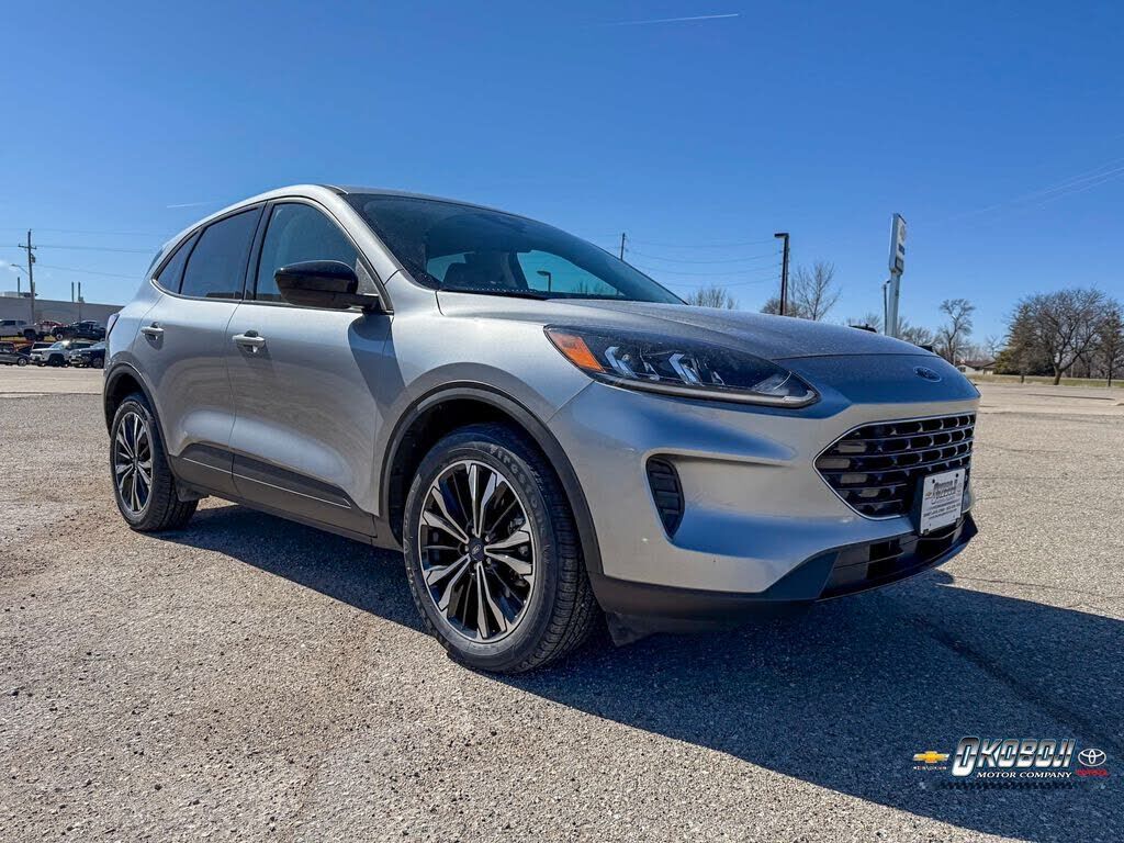 2021 FORD Escape