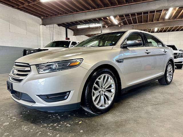 2018 FORD Taurus