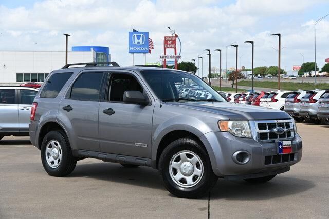 2008 FORD Escape