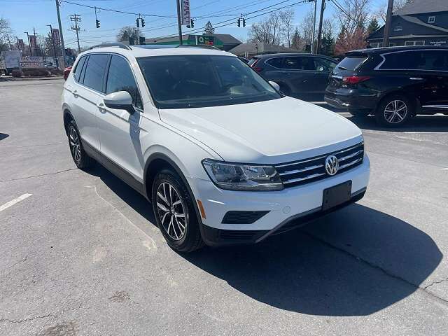 2019 VOLKSWAGEN Tiguan