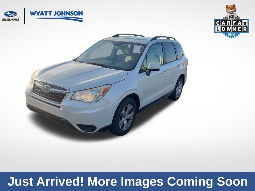 2015 SUBARU Forester