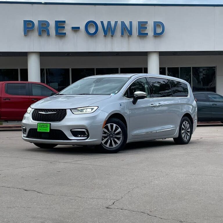 2023 CHRYSLER Pacifica