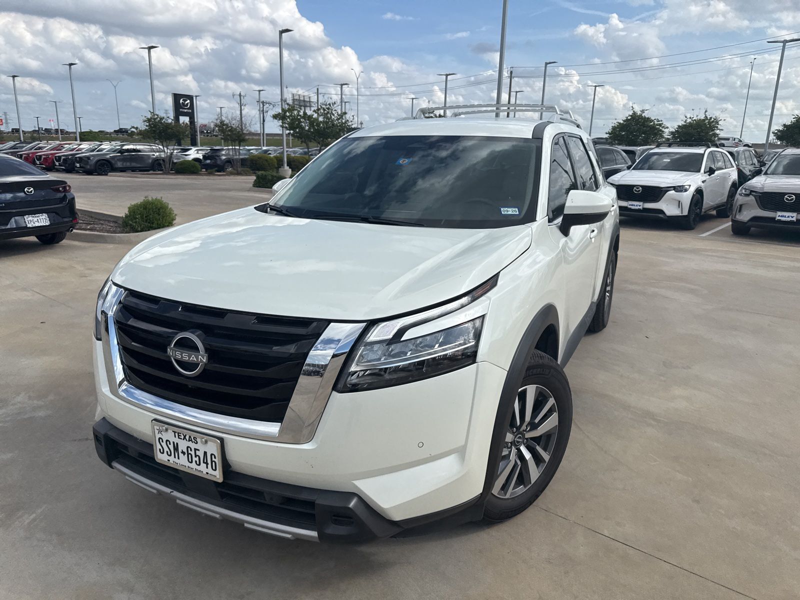 2024 NISSAN Pathfinder