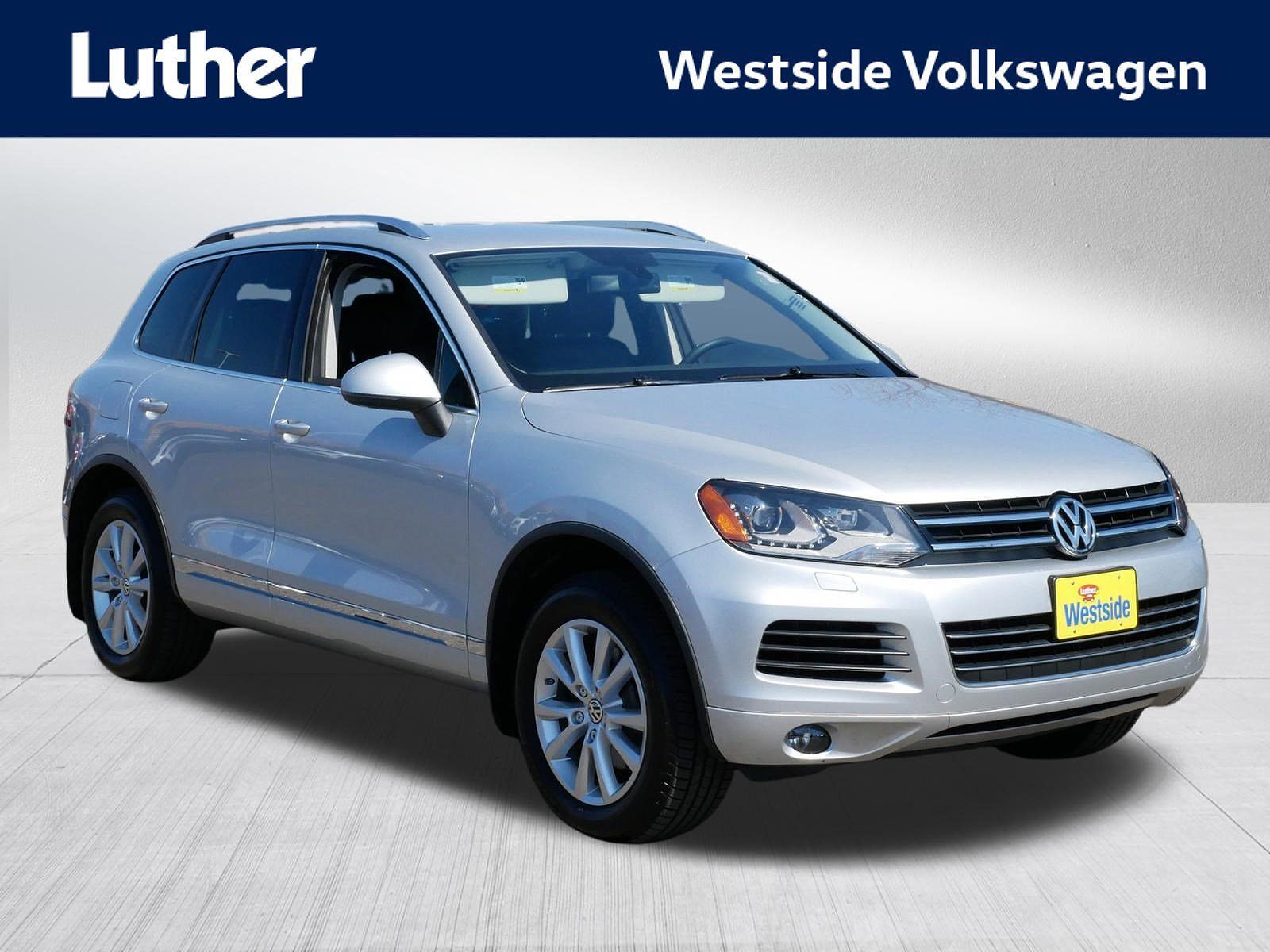 2014 VOLKSWAGEN Touareg