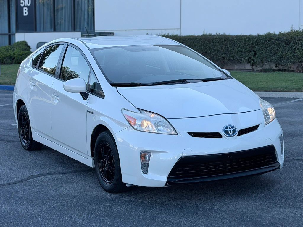 2015 TOYOTA PRIUS