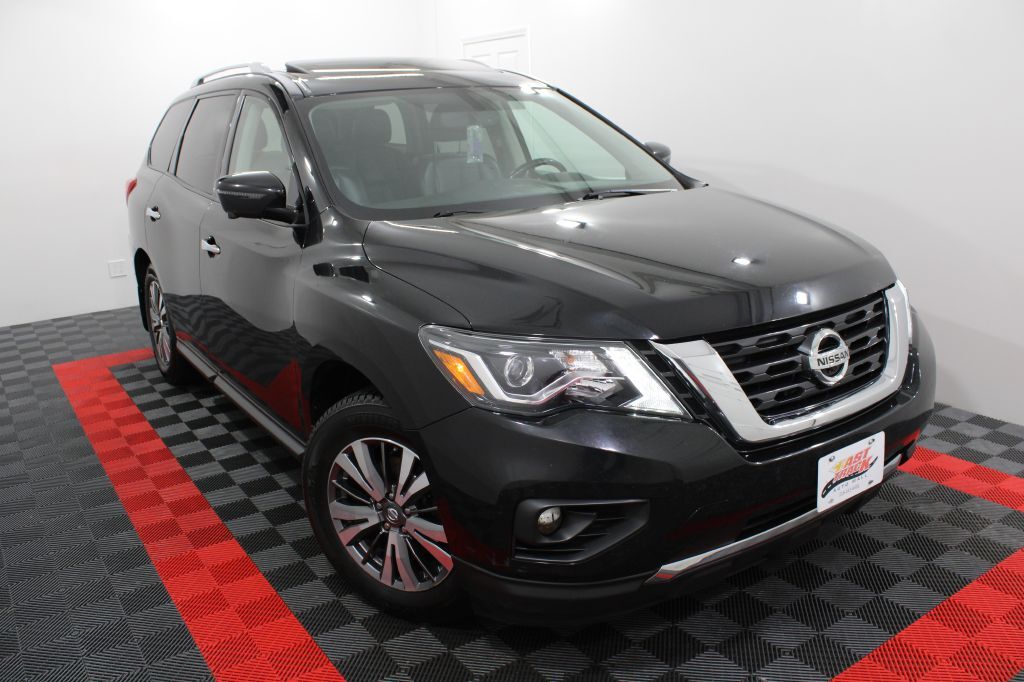 2019 NISSAN Pathfinder