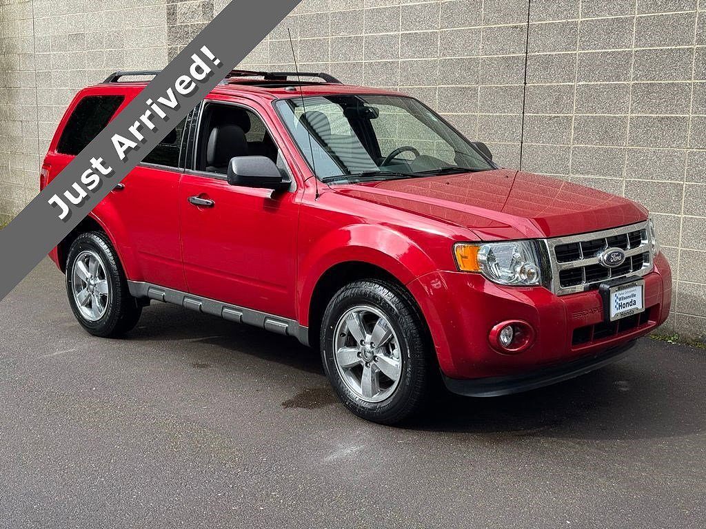 2011 FORD Escape