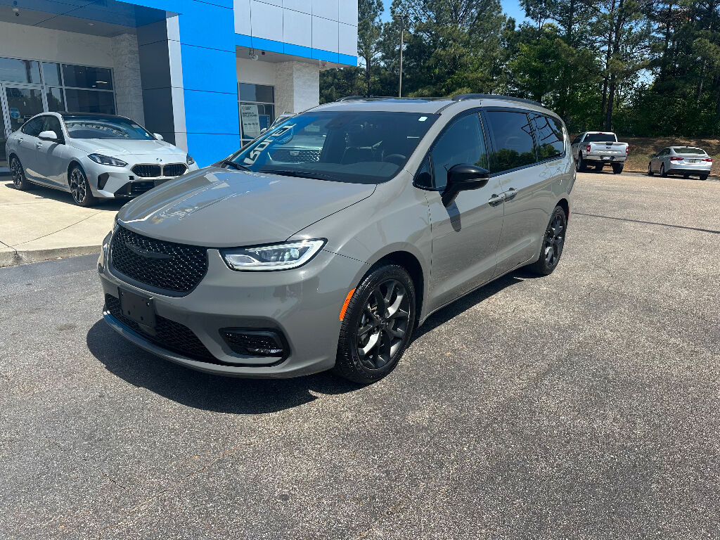 2025 CHRYSLER Pacifica