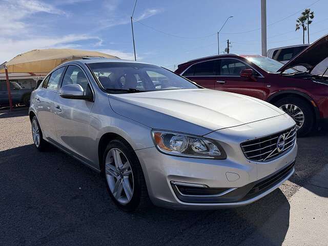 2015 VOLVO S60