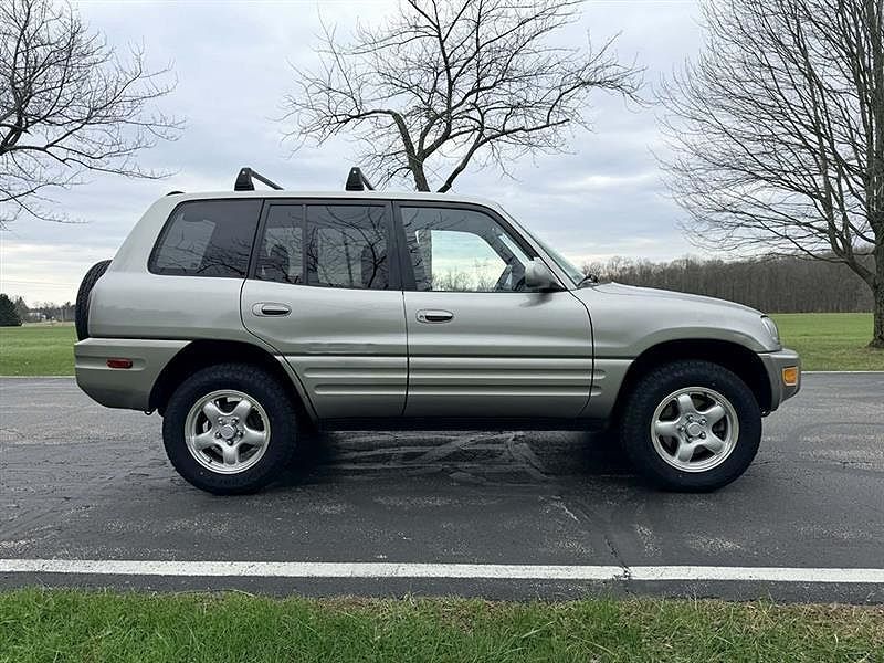 2000 TOYOTA RAV4