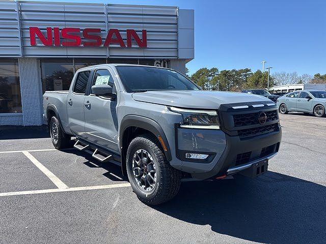2026 NISSAN Frontier