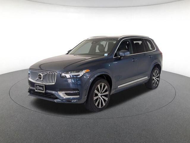 2023 VOLVO XC90