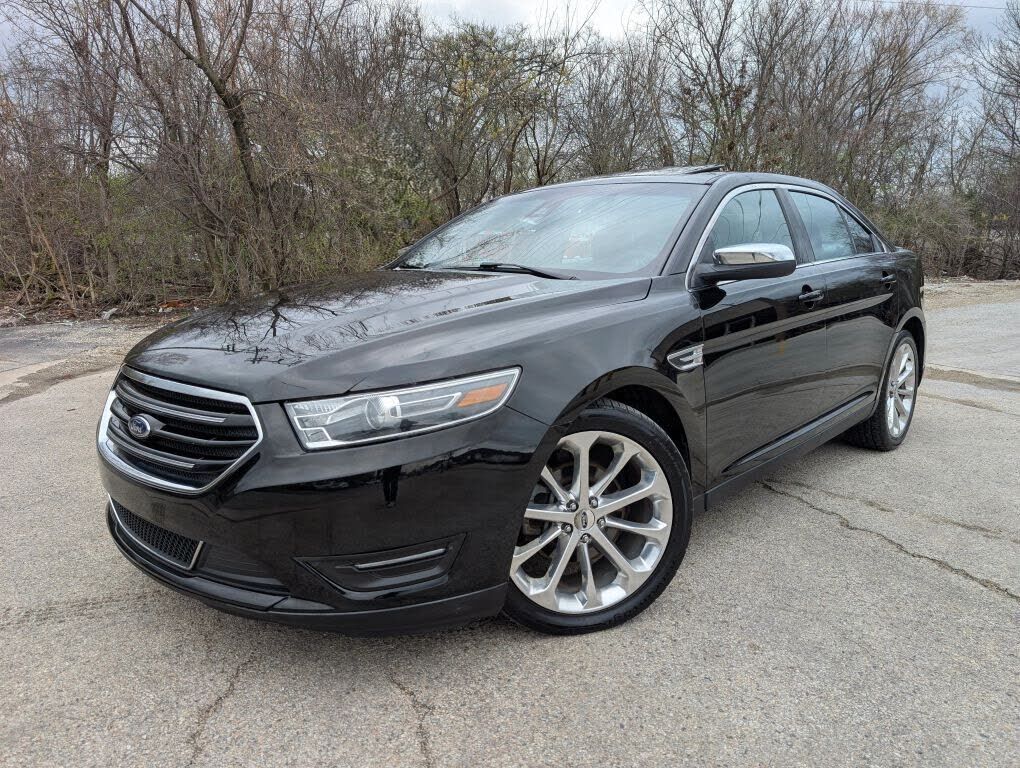 2017 FORD Taurus