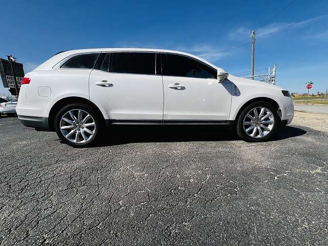 2010 LINCOLN MKT