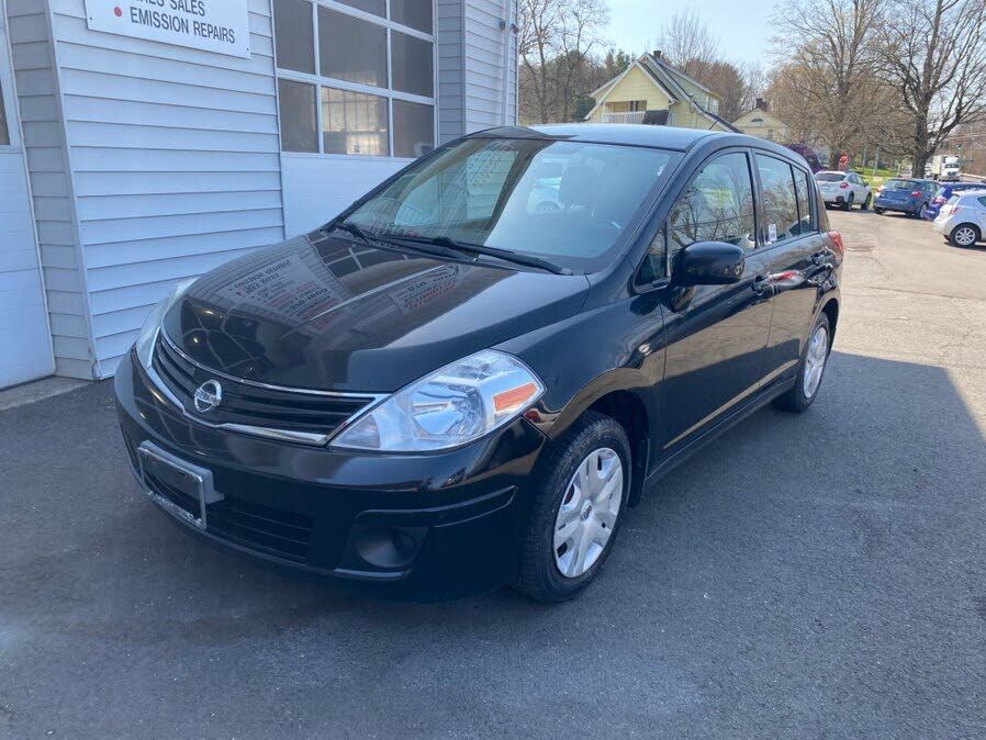 2012 NISSAN Versa