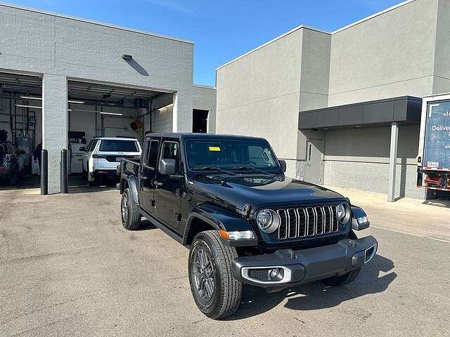 2024 JEEP Gladiator
