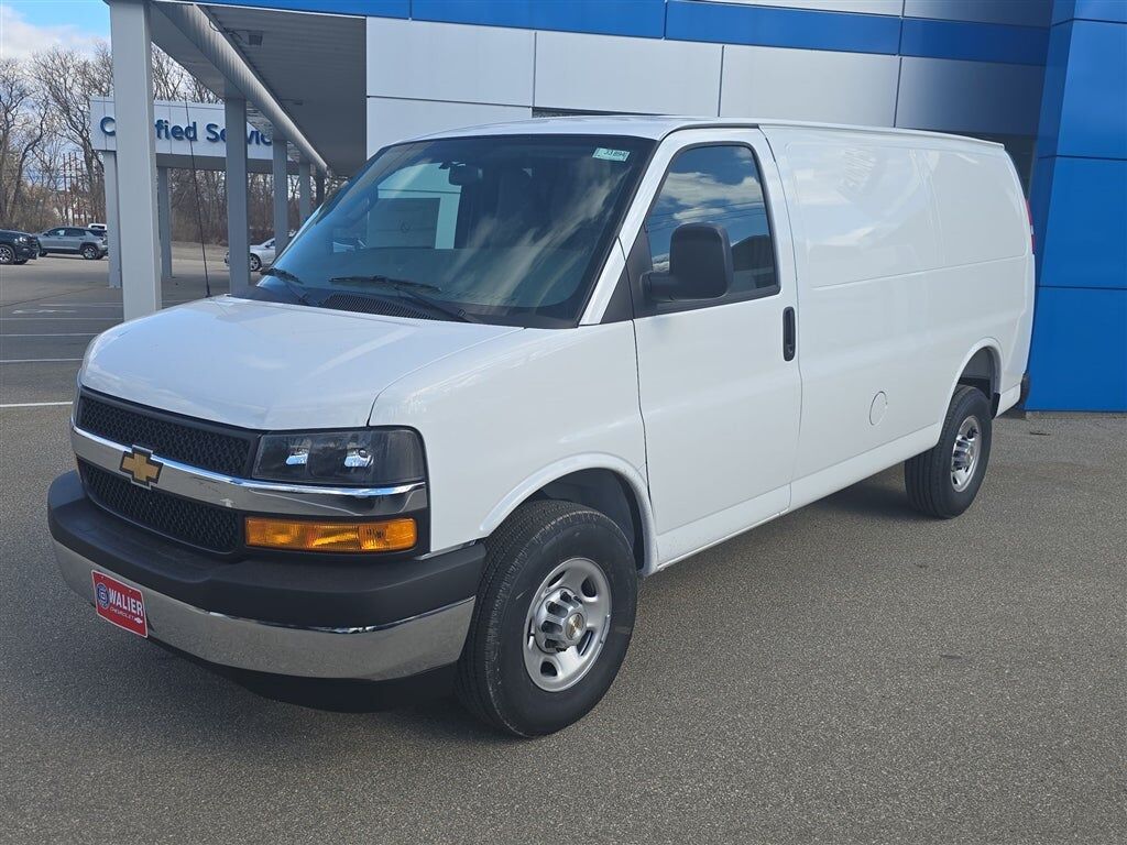 2026 CHEVROLET Express