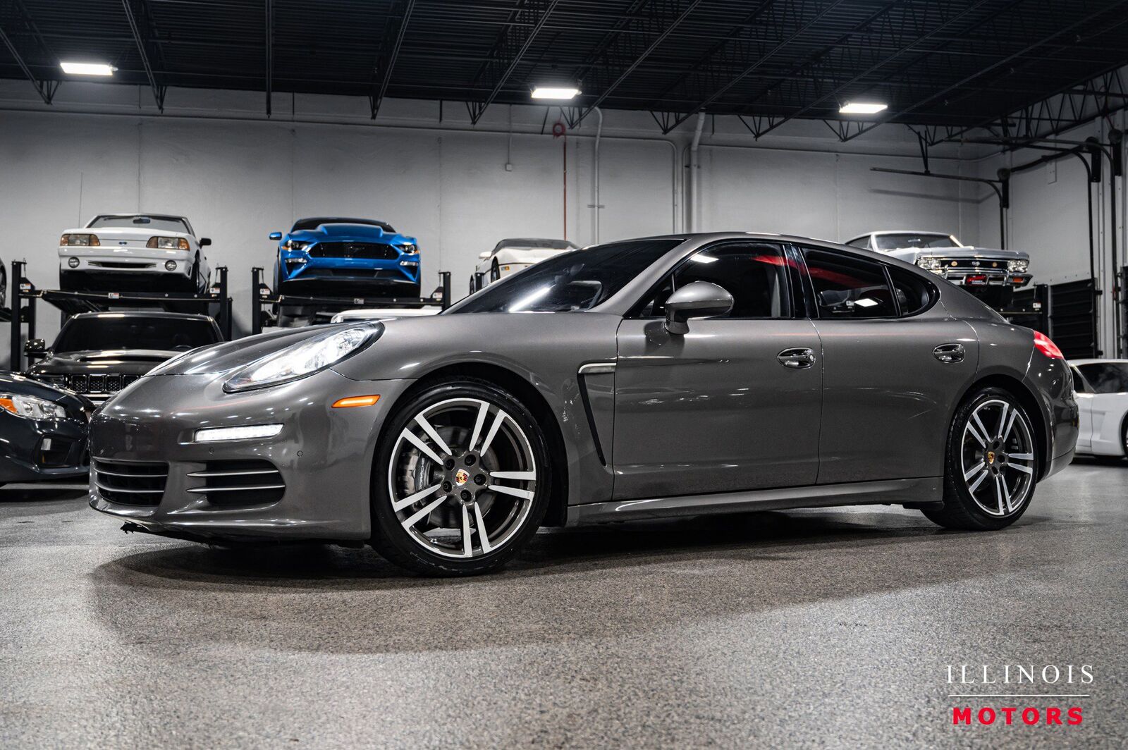2016 PORSCHE Panamera