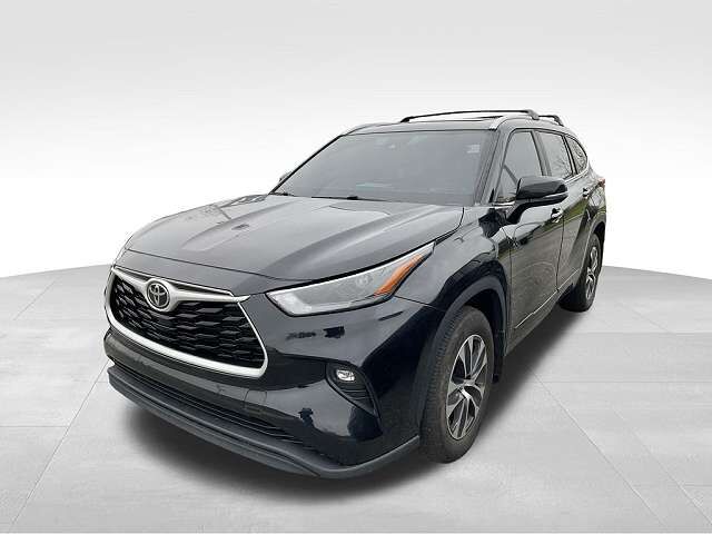 2023 TOYOTA Highlander