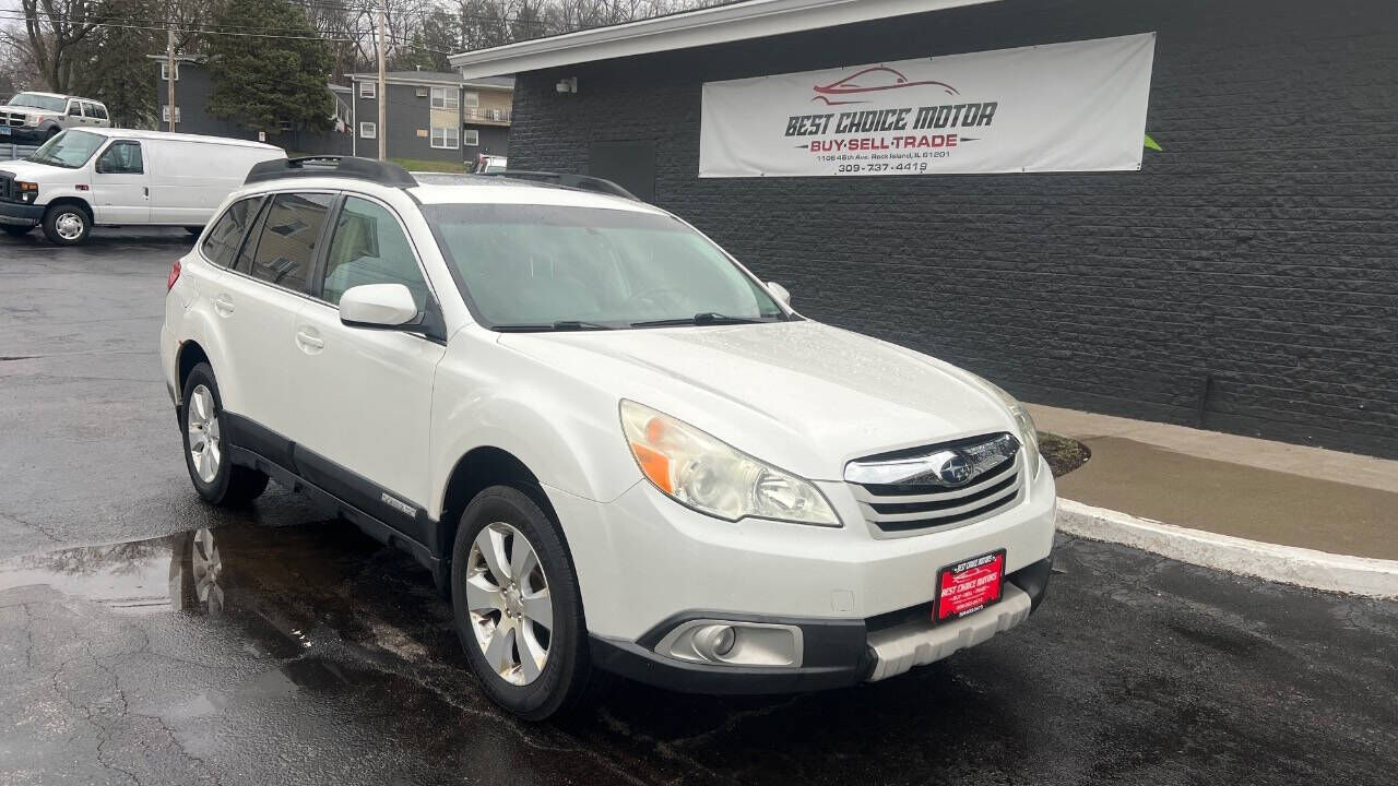 2011 SUBARU Outback