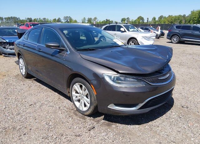 2017 CHRYSLER 200