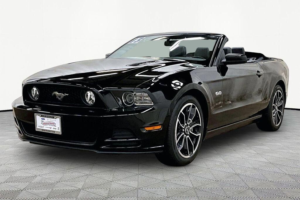 2013 FORD Mustang
