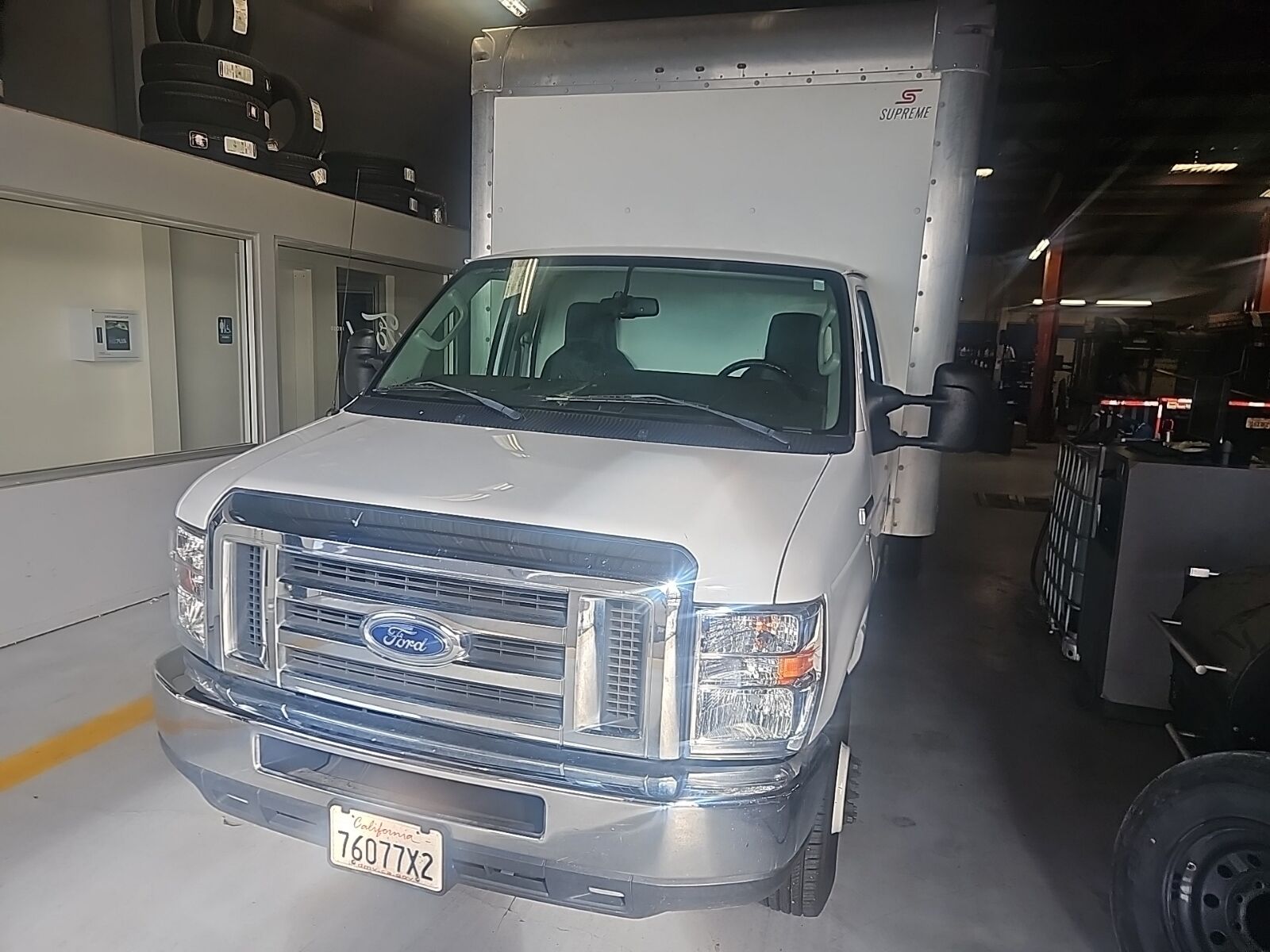 2019 FORD E-350