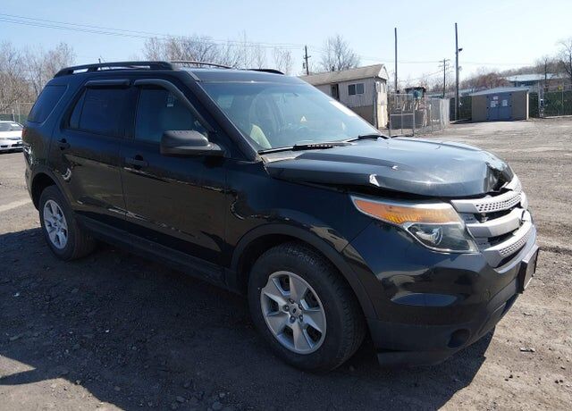 2013 FORD Explorer