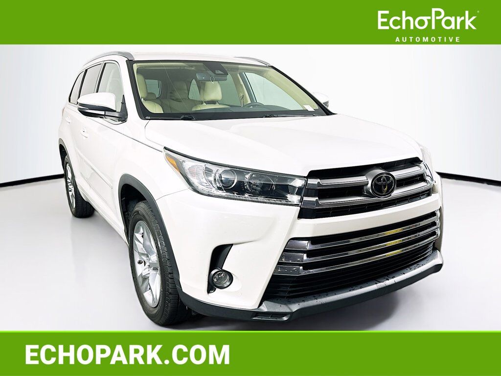 2017 TOYOTA Highlander