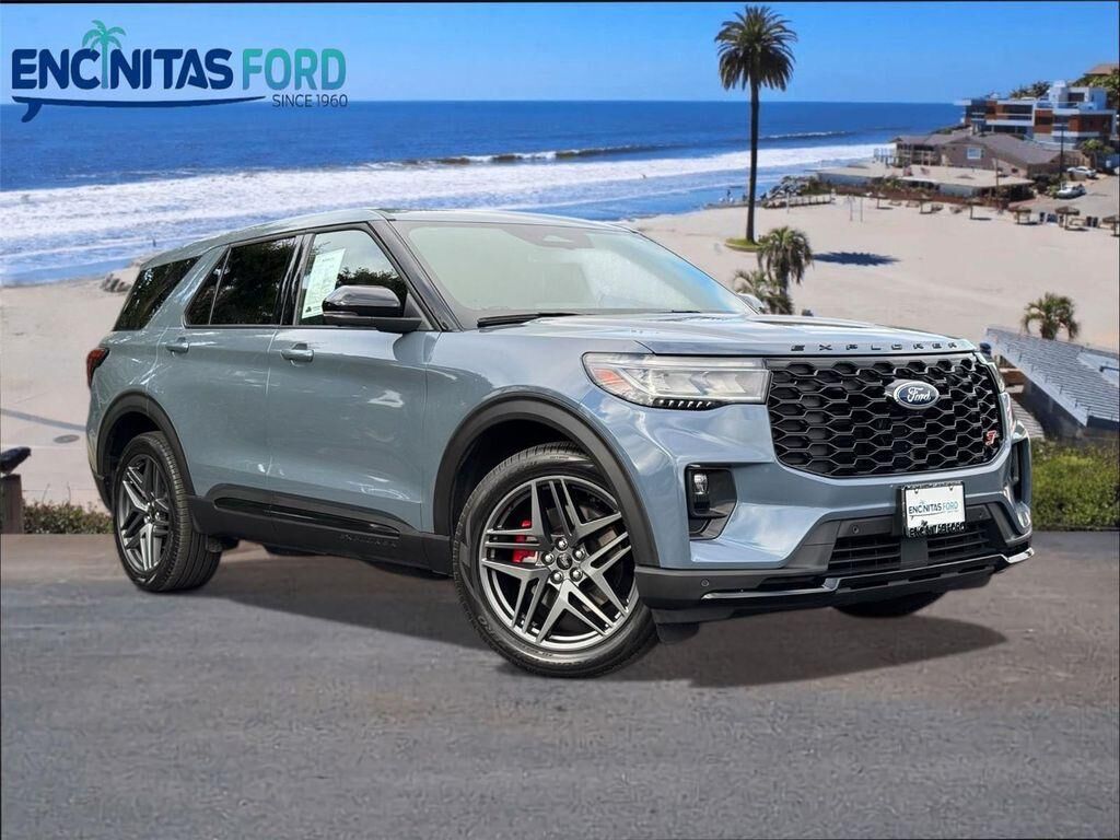 2025 FORD Explorer