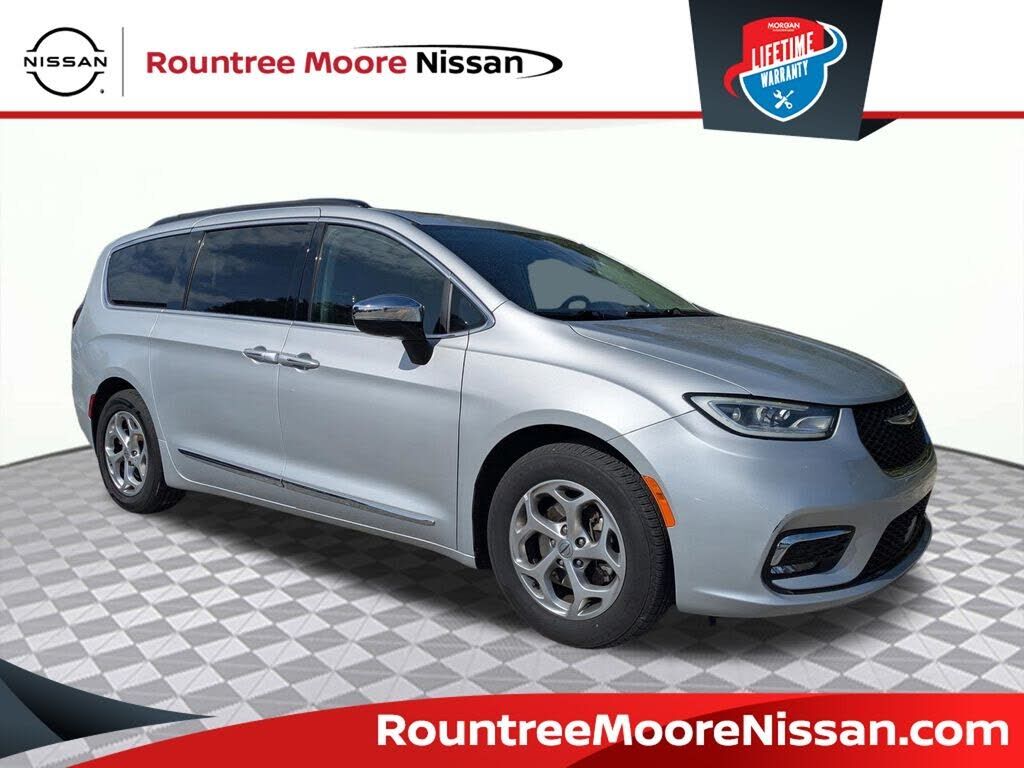 2023 CHRYSLER Pacifica