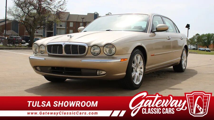 2005 JAGUAR XJ