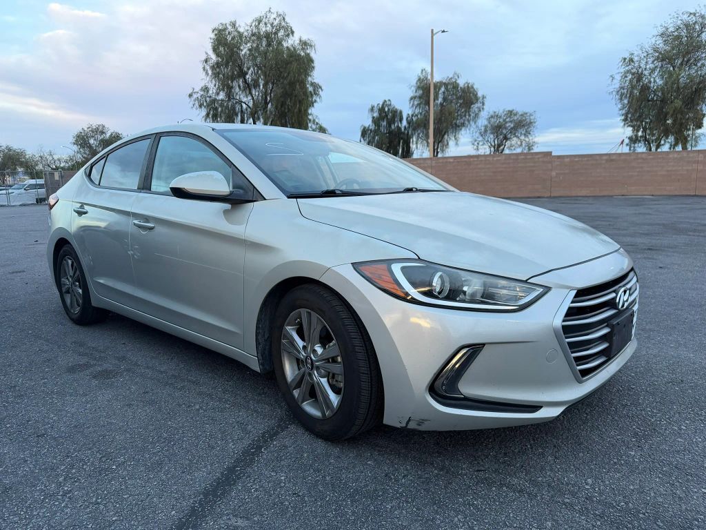 2017 HYUNDAI Elantra