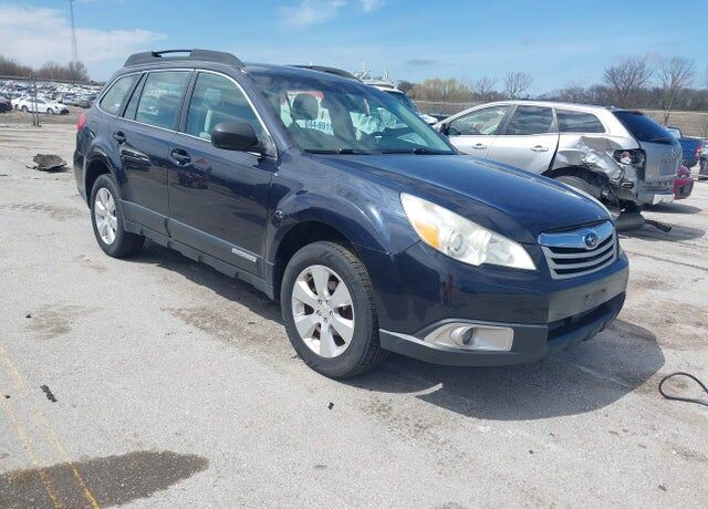 2012 SUBARU Outback