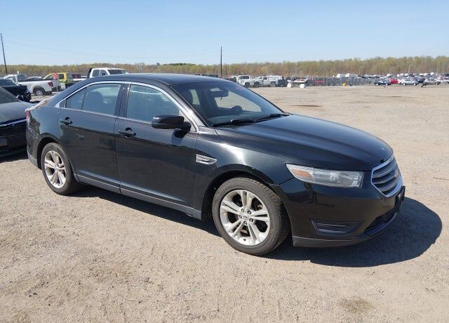 2013 FORD Taurus