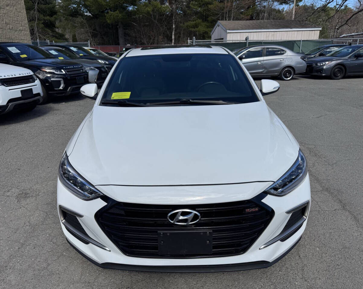 2017 HYUNDAI Elantra