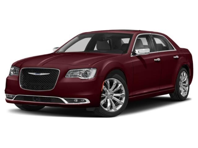 2019 CHRYSLER 300