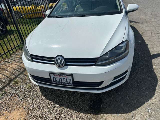 2015 VOLKSWAGEN Golf