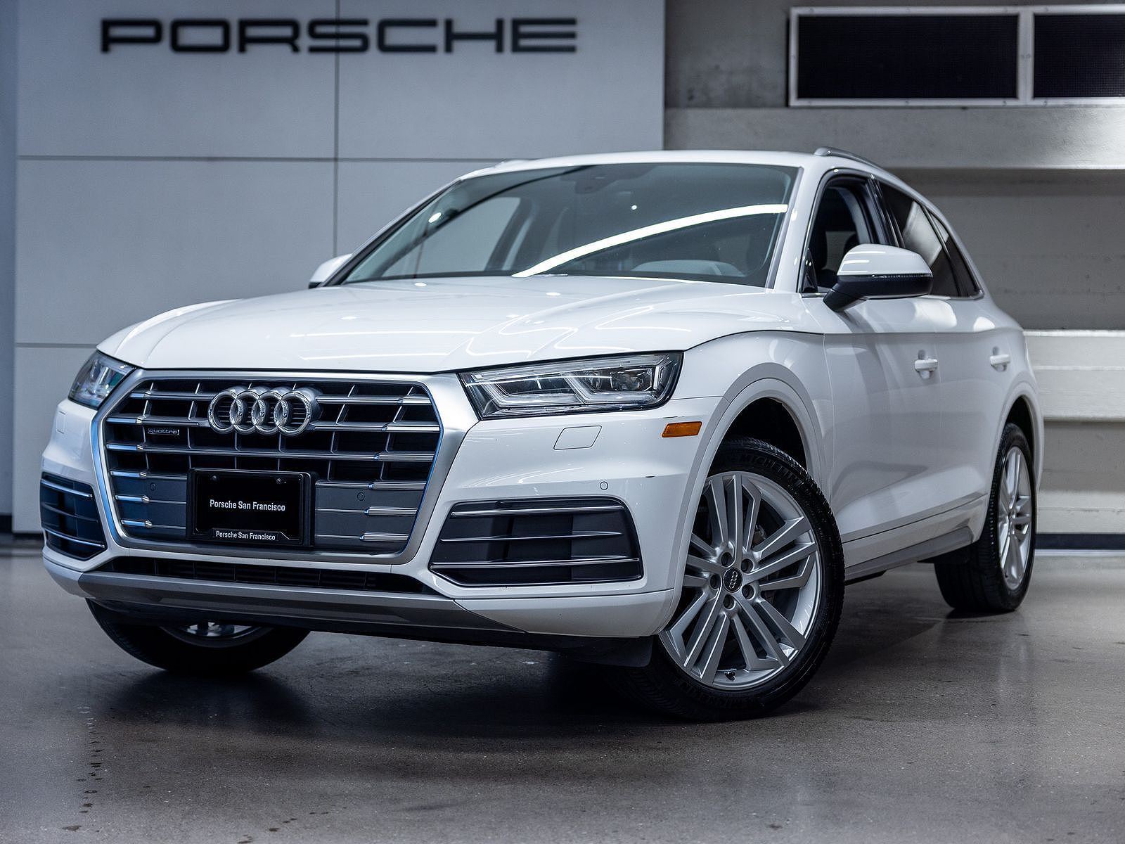 2019 AUDI Q5