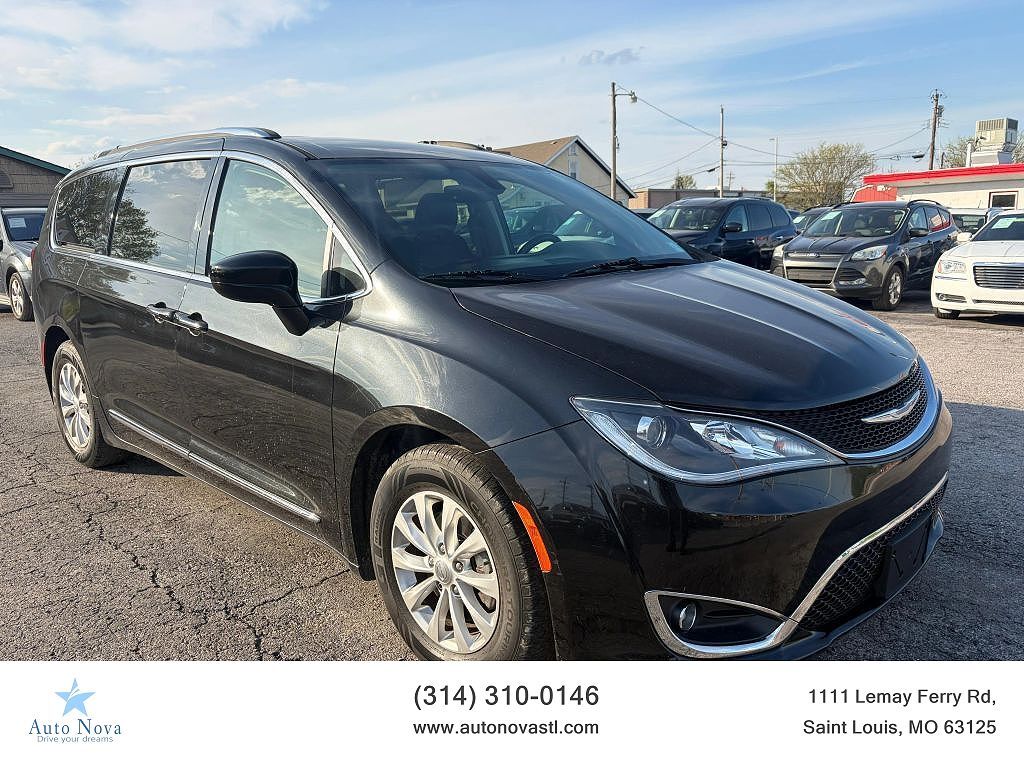2019 CHRYSLER Pacifica
