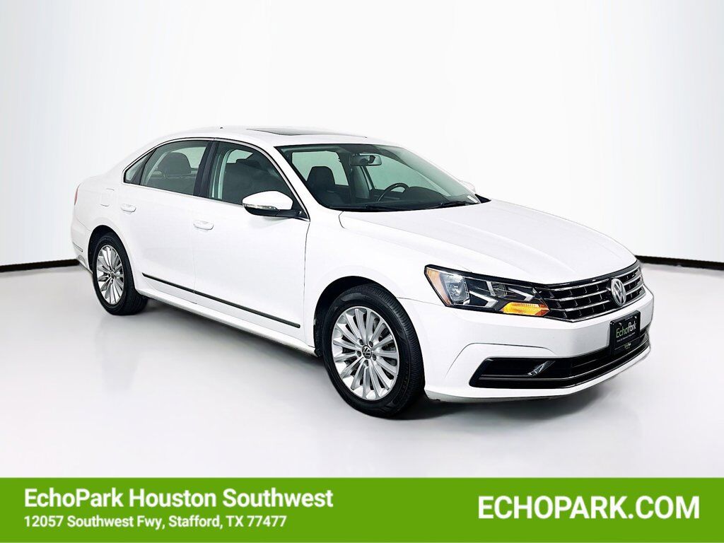 2017 VOLKSWAGEN Passat
